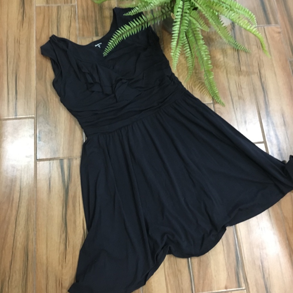 Garnet hill black stretchy empire dress medium